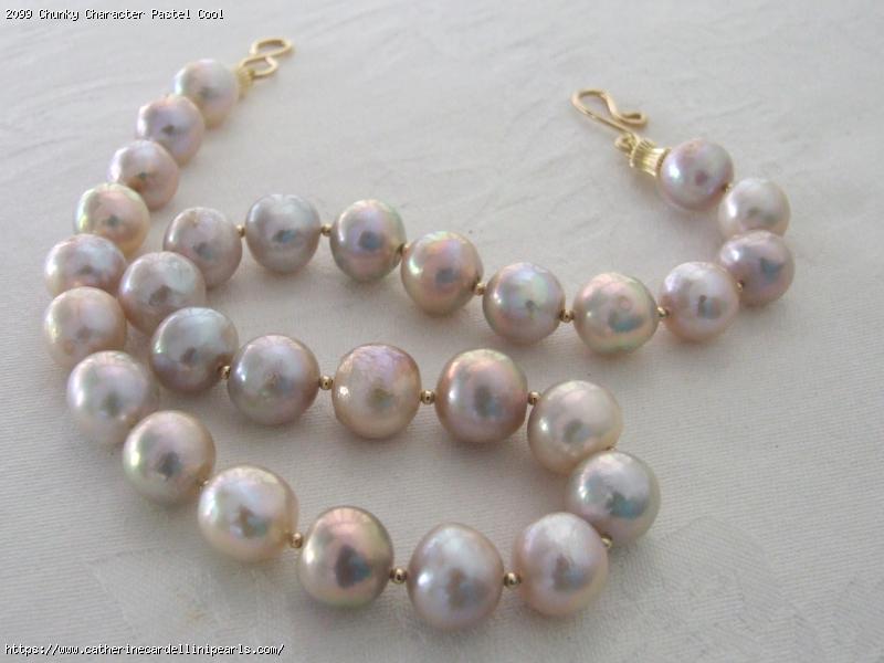 Chunky Character Pastel Cool Freshwater Pearl Short Necklace